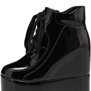 Black Low top Dune Size 8 SHEIN Brand